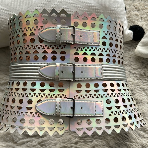 New!!!! Openwork Wide Triple-Buckle Leather Corset Belt Edition 1992 - Picture 3 of 9